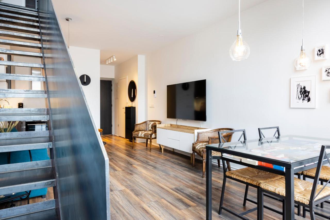 Loft-Style Duplex With Balcony In Downtown Reykjavik Reiquiavique Exterior foto